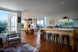 interior photography of kitchen and living room, architekturfotografie wohnung Küche und Wohnzimmer 