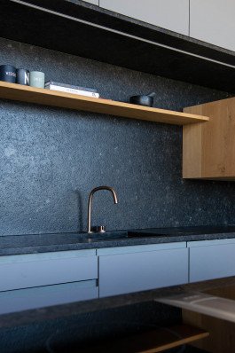 interior photography of kitchen in stone, architekturfotografie wohnung Küche 